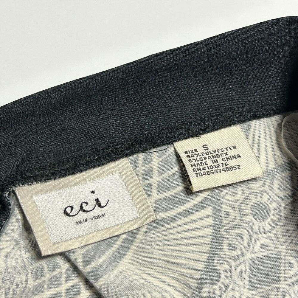 eci New York Black/ White Womens Dress V Neck Size Small NWT - Picture 14 of 16